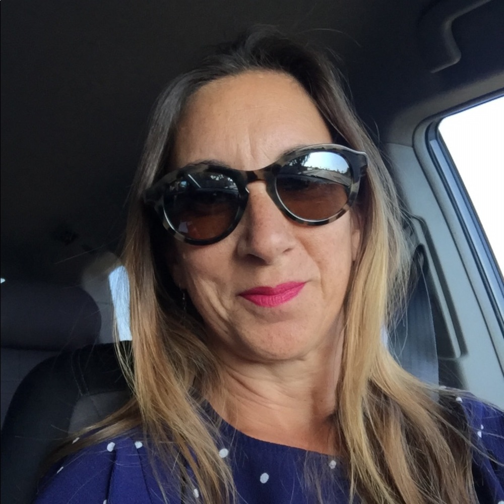 Meet your Posher, Leah